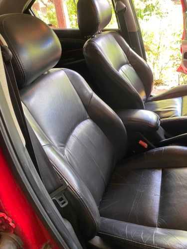 Chrysler neón lx 2.0 año 2002