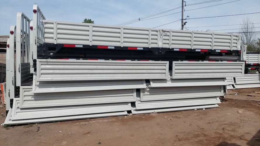 Carrocerías Planas con Barandas de 6.30, 6.60 y 7.00 de largo