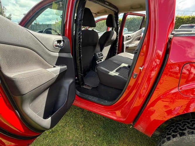 Nissan Navara 2.3 año 2022