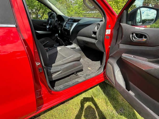 Nissan Navara 2.3 año 2022