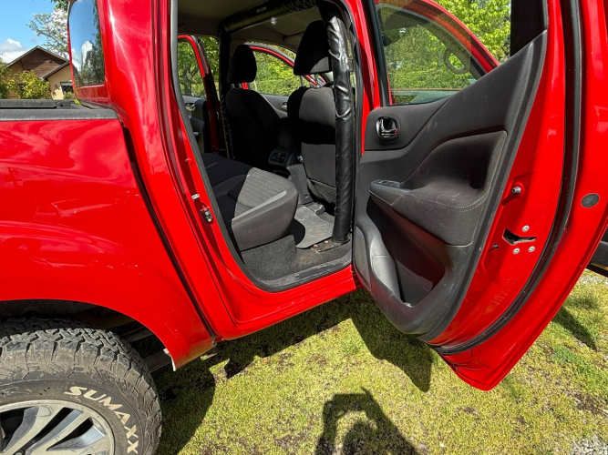 Nissan Navara 2.3 año 2022