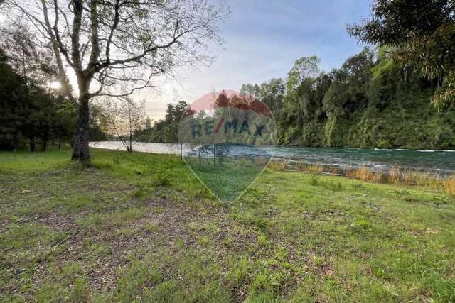 Parcela 5000, con acceso al rio tolten.