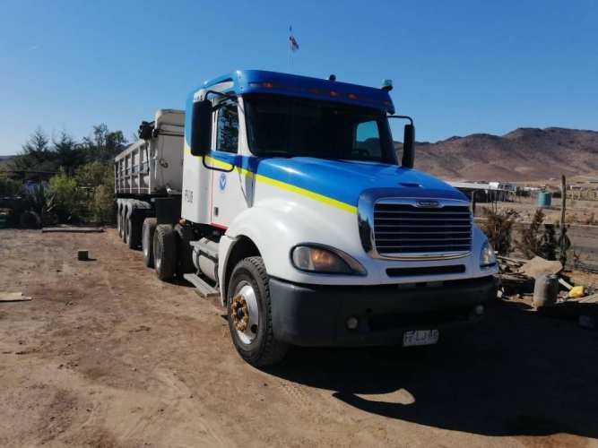 Tracto camion más batea 2013