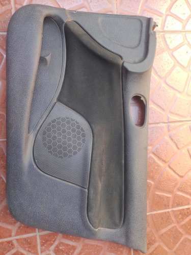 Tapiz de puerta derecha delantera peugeot 206 5 puertas 1.6