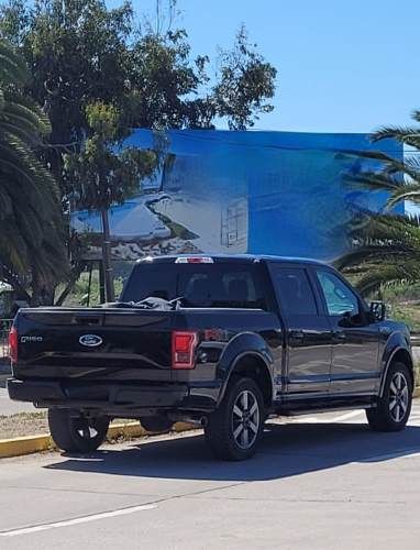 FORD F150 LARIAT 5.0 V8