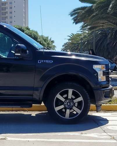FORD F150 LARIAT 5.0 V8