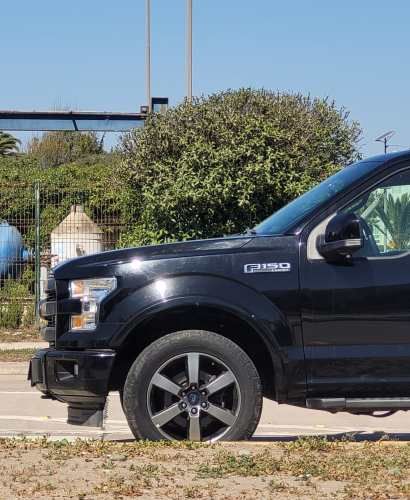 FORD F150 LARIAT 5.0 V8