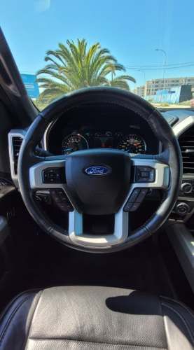 FORD F150 LARIAT 5.0 V8