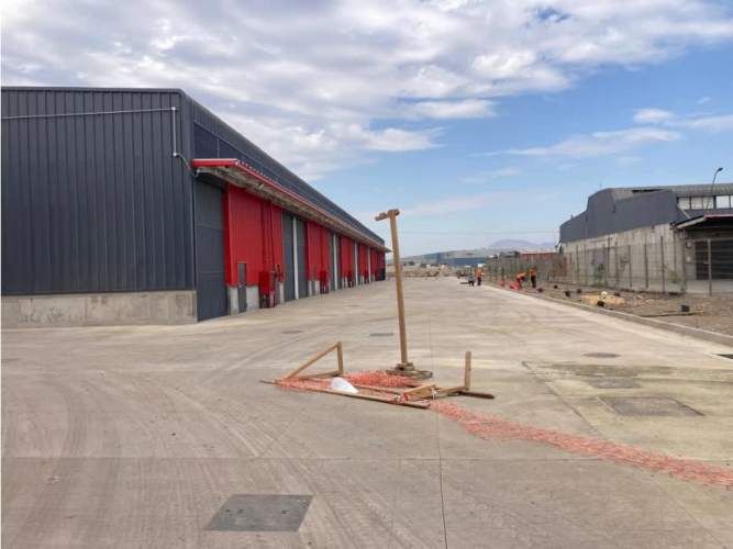 Arriendo bodega de 800 m2 en PI de Lo Espejo.