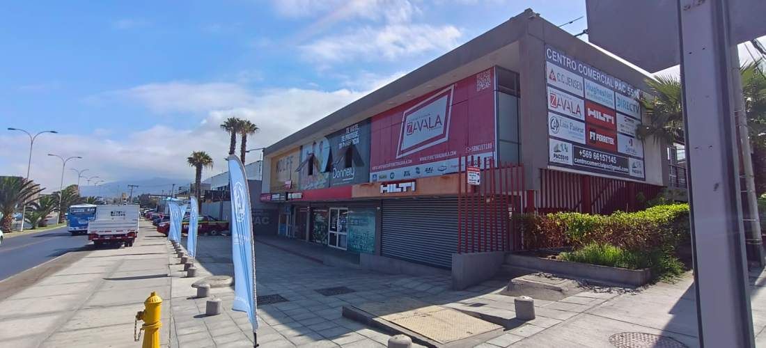 LOCAL COMERCIAL / OFICINA