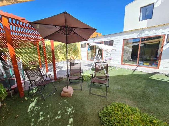 PEUCO, HERMOSA 4D. 3B. 6E. CASA GRANDE AMPLIADA