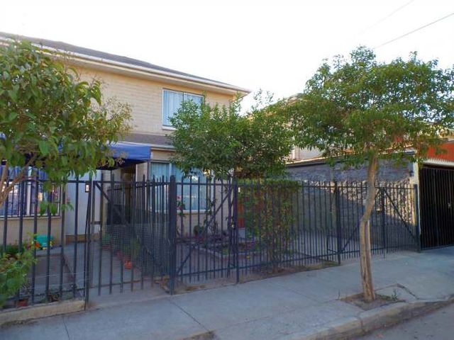 Camino El Mariscal, Altura 2704, con Av. La Caridad