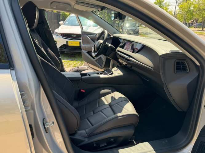 DS DS4 CROSS 1.6 AUTOMATICO 7.400 KM 2025