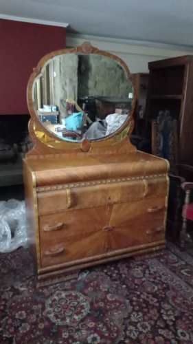 Cómoda año 1920-1930