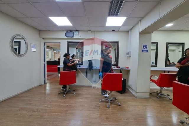 Propiedad rebajada en barrio universitario.