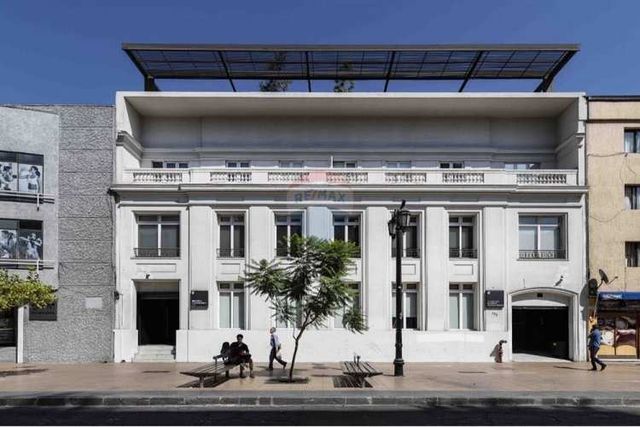 Propiedad rebajada en barrio universitario.