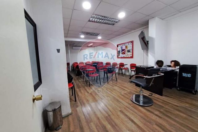 Propiedad rebajada en barrio universitario.