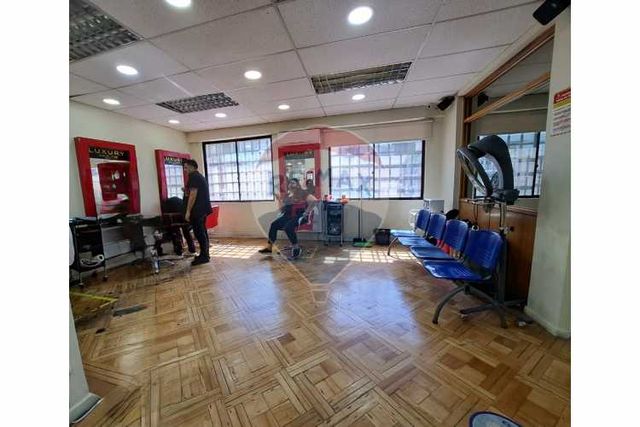 Propiedad rebajada en barrio universitario.