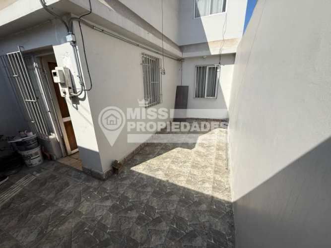 SE VENDE CASA EN SECTOR CENTRO