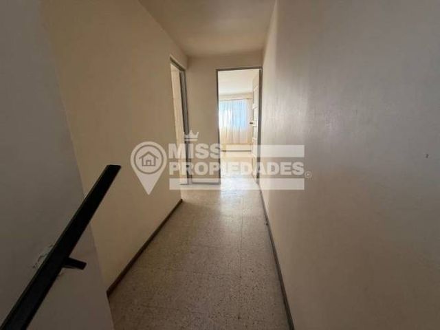 SE VENDE CASA EN SECTOR CENTRO