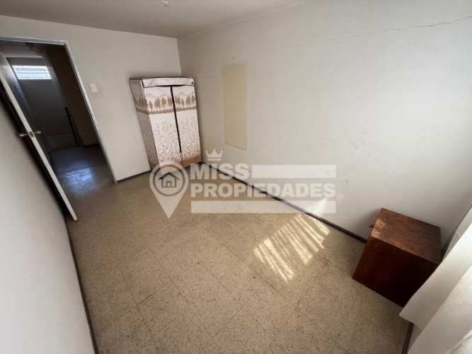 SE VENDE CASA EN SECTOR CENTRO