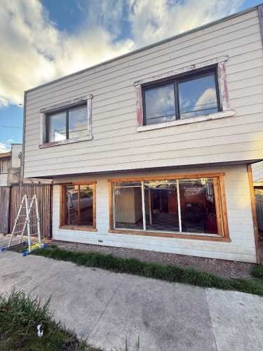 Casa más taller mecánico