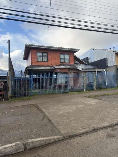 Casa avenida almirante simpson