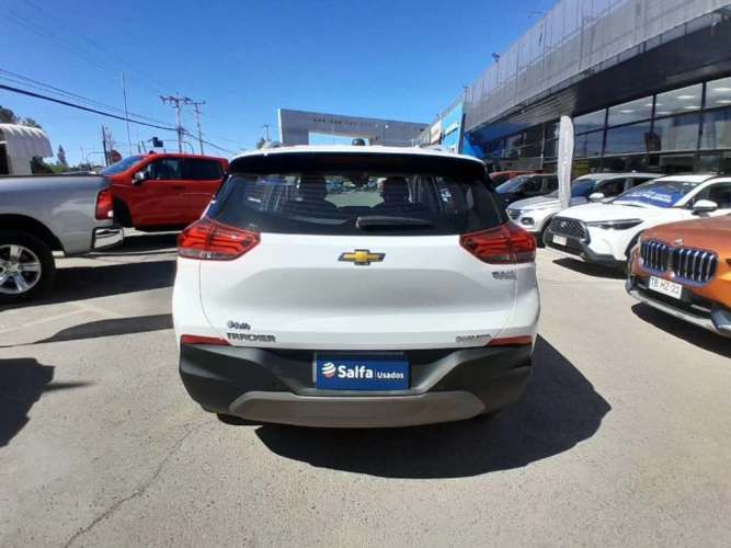 CHEVROLET TRACKER 2025