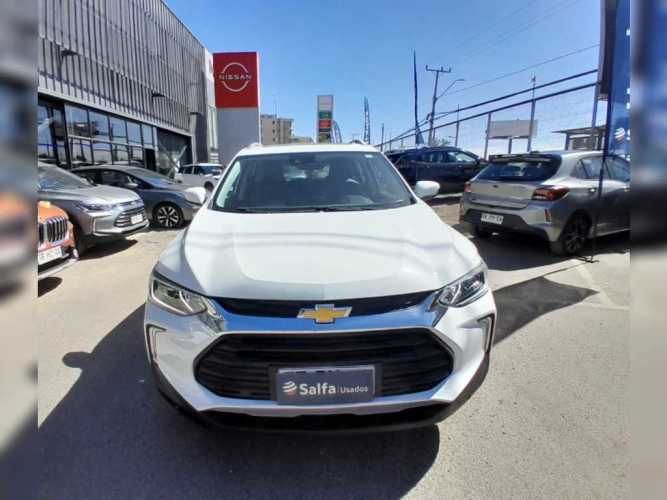 CHEVROLET TRACKER 2025