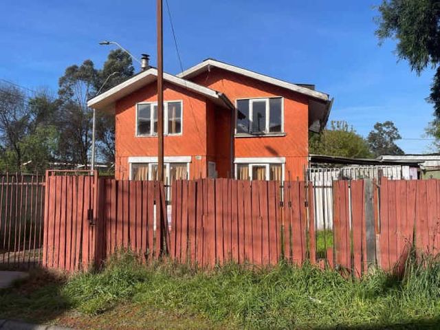 SE VENDE CASA - LABRANZA.-