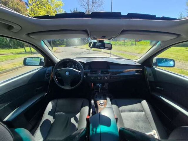 2007 BMW 525 IA Automotora RRMotors