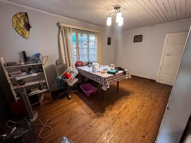 Amplia casa vivir/negocio 101/373m2 3D,1B,4E  (123832)