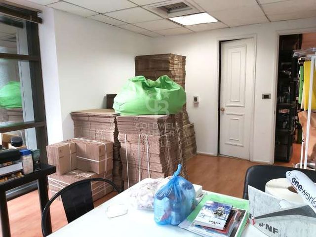 Coronel Pereira Oficina 2 privados 3 baños