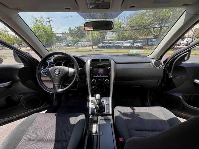 SUZUKI GRAND VITARA GLX SPORT 2.4 MEC 4X4 FULL WINCHE 2020 FULL AIRE AIRBAG ABS VER EN LAS CONDES 77.000 Kms