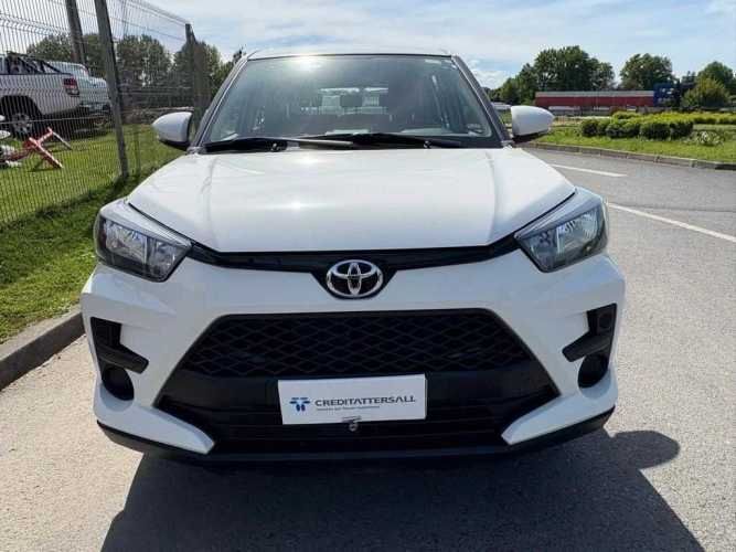 TOYOTA RAIZE 2025