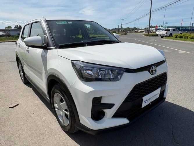 TOYOTA RAIZE 2025