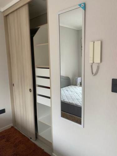 Depto central espacio unificado tipo estudio, piso 4