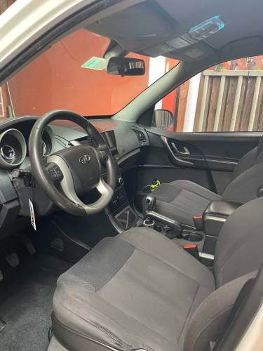 Se vende Mahindra XUV500 W6 2017