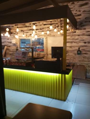 SE VENDE PROPIEDAD COMERCIAL