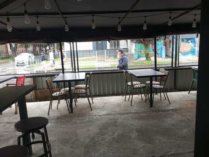 SE VENDE PROPIEDAD COMERCIAL