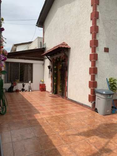 Arriendo pieza en casa