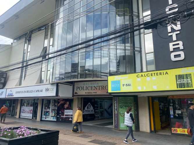 Local Centro Comercial Policentro Caracol Temuco