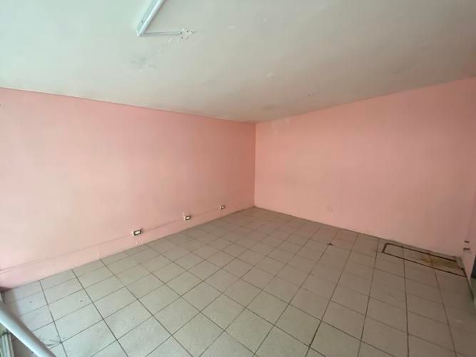 Local Centro Comercial Policentro Caracol Temuco