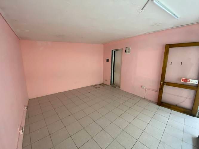 Local Centro Comercial Policentro Caracol Temuco