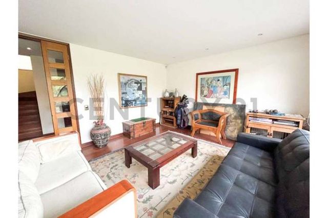 VENTA CASA EN CONDOMINIO LO BARNECHEA