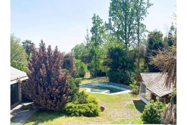 VENTA AMPLIA CASA LOS DOMINICOS LAS CONDES