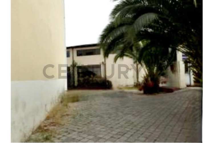 VENTA EDIFICIO COMERCIAL O EDUCACIONAL LA SERENA