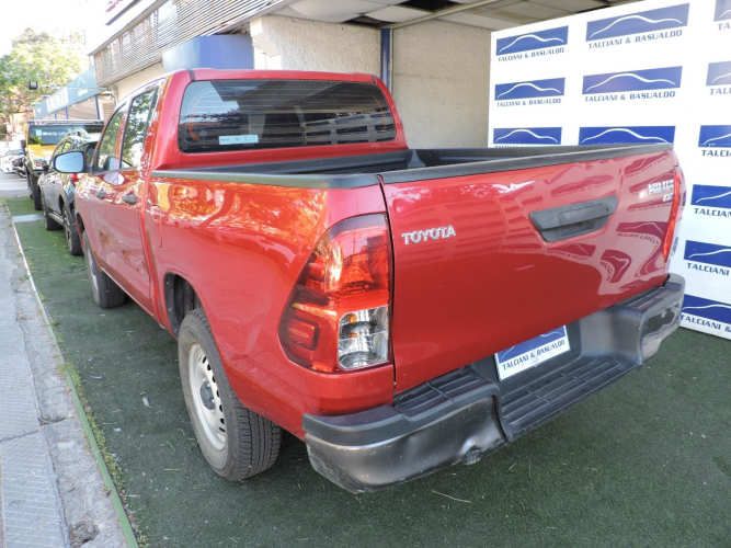 TOYOTA HILUX DX 2.4 2018