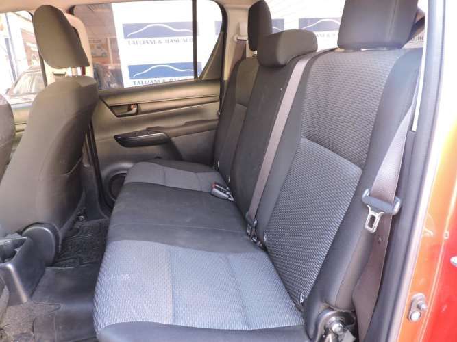 TOYOTA HILUX DX 2.4 2018