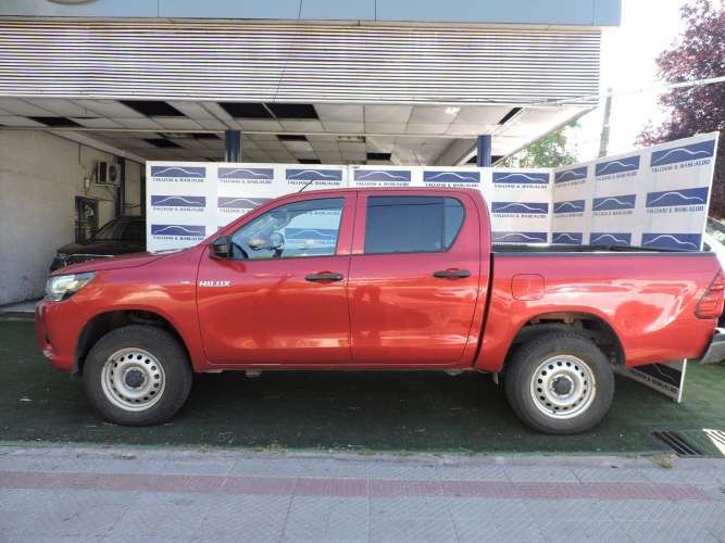 TOYOTA HILUX DX 2.4 2018